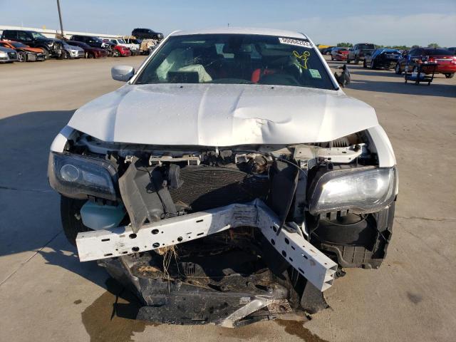 Photo 5 from auction – 2019 CHRYSLER 300 S with VIN 2C3CCABG3KH660718