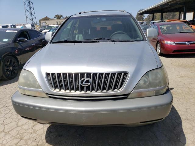 Photo 5 from auction – 1999 LEXUS RX 300 with VIN JT6HF10U5X0060867