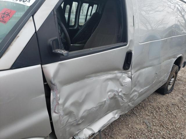 Photo 7 from auction – 2017 GMC SAVANA G25 with VIN 1GTW7AFF5H1349071
