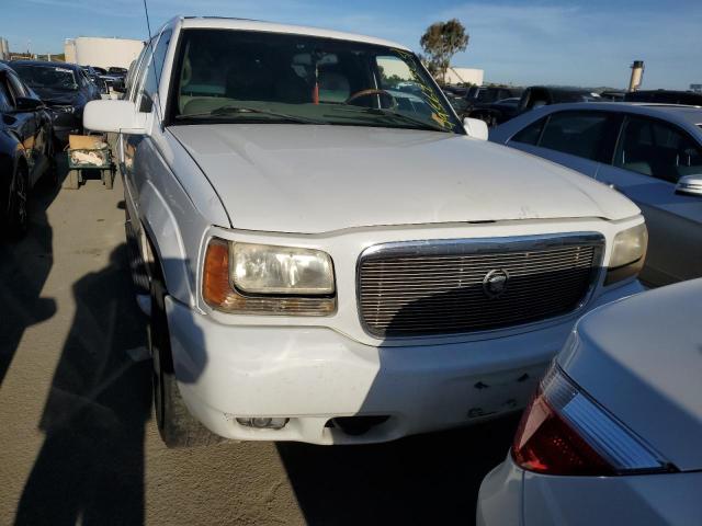 Photo 5 from auction – 2000 CADILLAC ESCALADE with VIN 1GYEK13R9YR138329