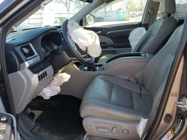 Photo 7 from auction – 2019 TOYOTA HIGHLANDER with VIN 5TDDZRFH4KS924935