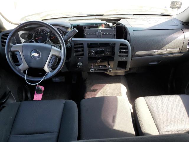Photo 8 from auction – 2011 CHEVROLET SILVER1500 with VIN 3GCPKSE34BG297358