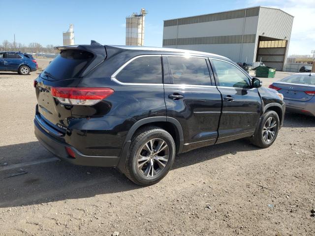 Photo 3 from auction – 2018 TOYOTA HIGHLANDER with VIN 5TDJZRFH5JS529678
