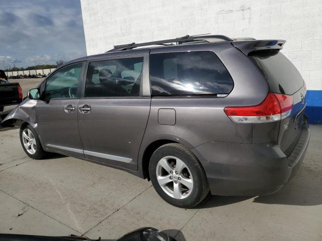 Photo 2 from auction – 2013 TOYOTA SIENNA LE with VIN 5TDKK3DC6DS379906