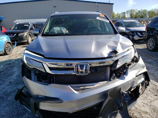 Photo 5 from auction – 2019 HONDA PILOT TOUR with VIN 5FNYF5H93KB019972