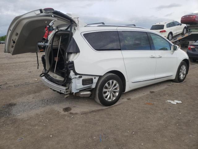 Photo 3 from auction – 2018 CHRYSLER PACIFICA T with VIN 2C4RC1BG2JR124275