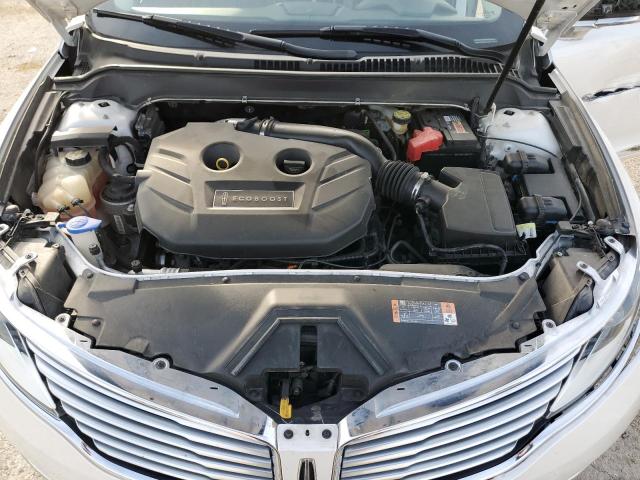 Photo 11 from auction – 2016 LINCOLN MKZ with VIN 3LN6L2J92GR611065