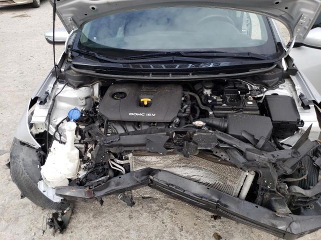 Photo 11 from auction – 2017 KIA FORTE LX with VIN 3KPFK4A77HE130934