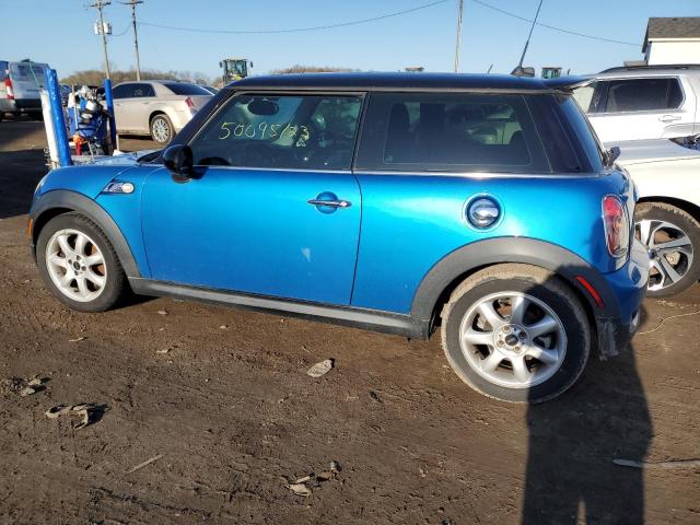 Photo 2 from auction – 2009 MINI COOPER with VIN WMWMF73519TX40116