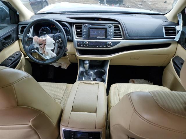 Photo 8 from auction – 2015 TOYOTA HIGHLANDER with VIN 5TDBKRFH9FS145693