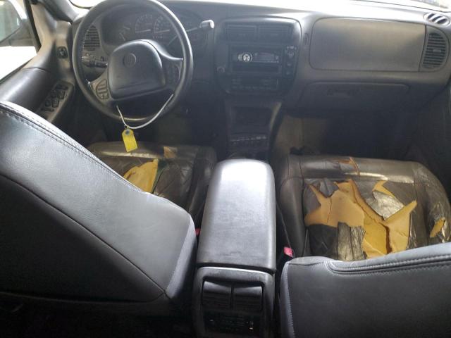 Photo 8 from auction – 2000 MERCURY MOUNTAINEE with VIN 4M2DU86P9YUJ44248
