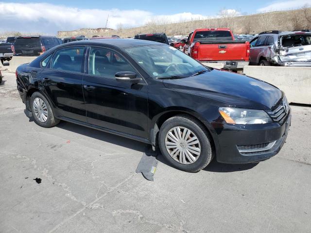 Photo 4 from auction – 2014 VOLKSWAGEN PASSAT S with VIN 1VWAT7A3XEC056916