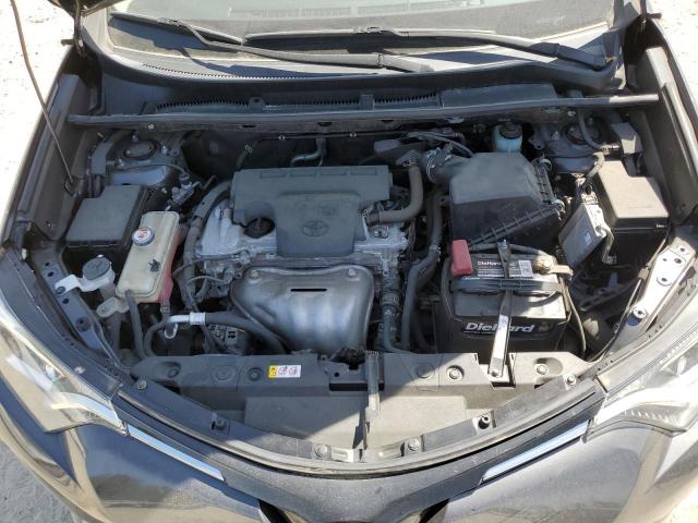 Photo 12 from auction – 2017 TOYOTA RAV4 XLE with VIN JTMRFREV1HJ704230