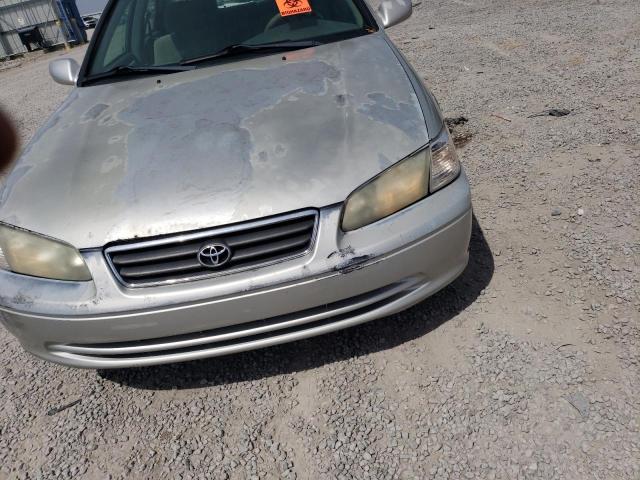 Photo 5 from auction – 2001 TOYOTA CAMRY CE with VIN 4T1BG22K01U080615