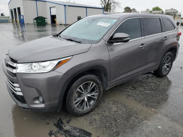TOYOTA HIGHLANDER 2018 with VIN 5TDZZRFH7JS251417 - Photo from auction