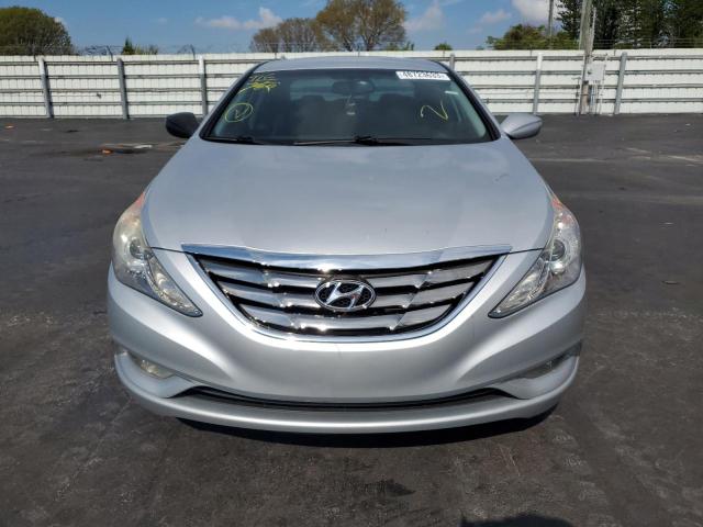 Photo 5 from auction – 2013 HYUNDAI SONATA SE with VIN 5NPEC4AC6DH778664