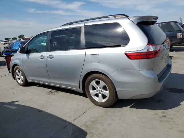 Photo 2 from auction – 2015 TOYOTA SIENNA LE with VIN 5TDKK3DC6FS582250