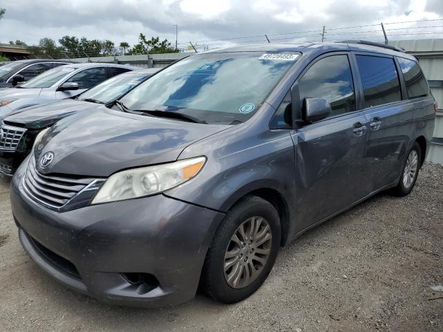 TOYOTA SIENNA XLE 2017 with VIN 5TDYZ3DC0HS825706 - Photo from auction