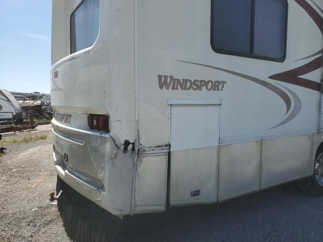 Photo 9 from auction – 2000 FORD MOTORHOME with VIN 3FCMF53S9YJA06822