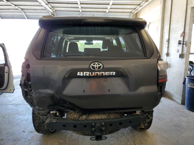 Photo 6 from auction – 2018 TOYOTA 4RUNNER SR with VIN JTEBU5JR4J5527952