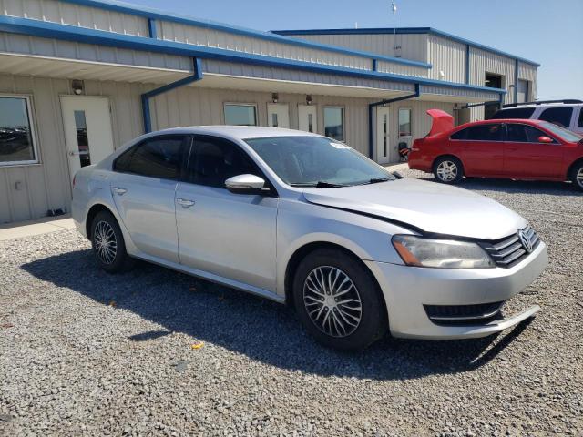 Photo 4 from auction – 2012 VOLKSWAGEN PASSAT S with VIN 1VWAP7A35CC057294