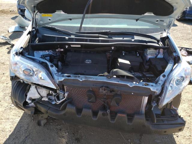 Photo 12 from auction – 2015 TOYOTA SIENNA LE with VIN 5TDKK3DC3FS687392