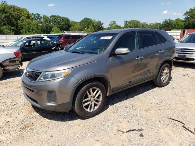 KIA SORENTO LX 2015 with VIN 5XYKT3A60FG595472 - Photo from auction