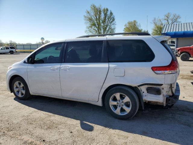 Photo 2 from auction – 2011 TOYOTA SIENNA LE with VIN 5TDKK3DC4BS124555