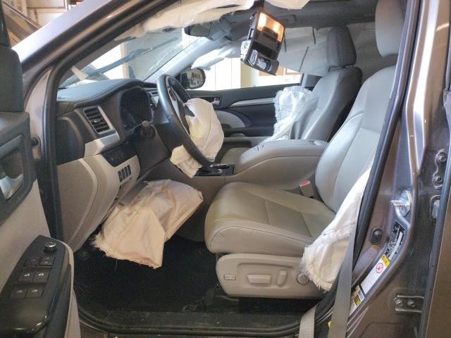Photo 7 from auction – 2018 TOYOTA HIGHLANDER with VIN 5TDJZRFH6JS549020