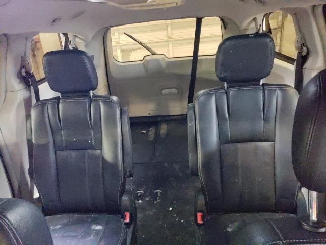Photo 10 from auction – 2014 CHRYSLER TOWN & COU with VIN 2C4RC1BG1ER357800