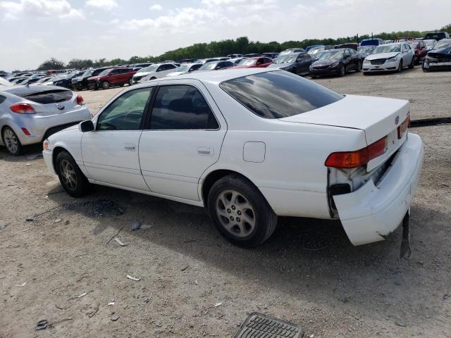 Photo 2 from auction – 2000 TOYOTA CAMRY with VIN JT2BG22K3Y0451815
