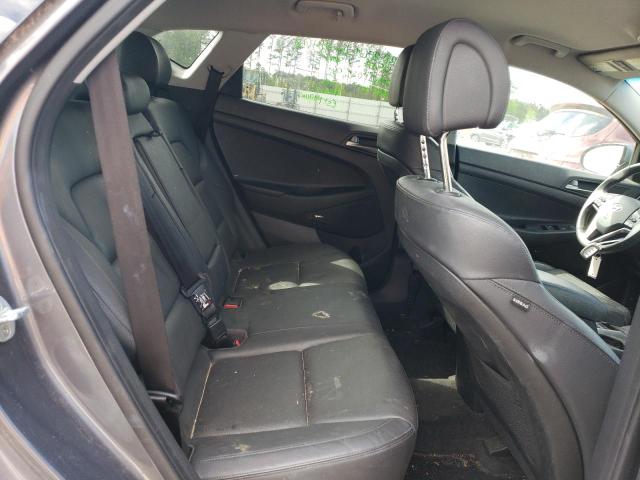 Photo 10 from auction – 2017 HYUNDAI TUCSON LIM with VIN KM8J33A41HU532808