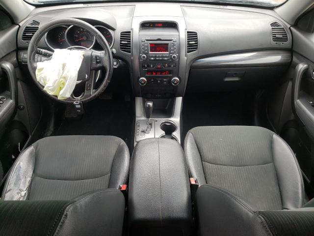Photo 8 from auction – 2011 KIA SORENTO EX with VIN 5XYKU3A12BG009026