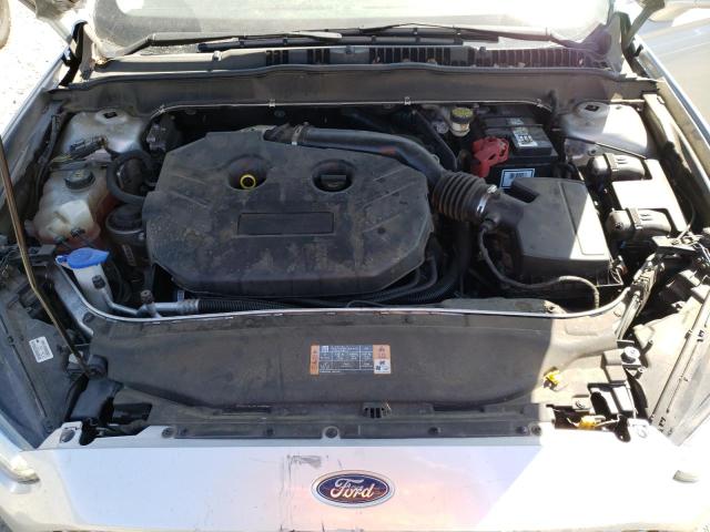 Photo 11 from auction – 2016 FORD FUSION SE with VIN 3FA6P0H97GR268729