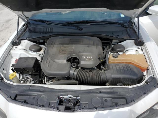 Photo 11 from auction – 2015 CHRYSLER 300 S with VIN 2C3CCABG1FH872488