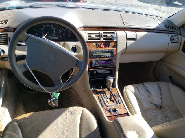 Photo 8 from auction – 1999 MERCEDES-BENZ E 320 with VIN WDBJF65H1XA879175
