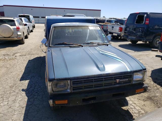 Photo 5 from auction – 1983 TOYOTA PICKUP 1/2 with VIN JT4RN44S2D1142992