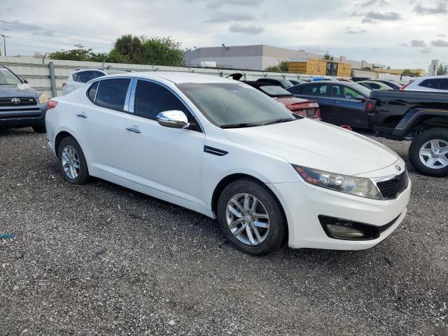 Foto 4 de la subasta – 2013 KIA OPTIMA LX con VIN KNAGM4A75D5376625