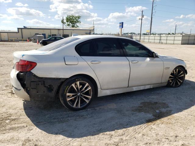 Photo 3 from auction – 2016 BMW 528 I with VIN WBA5A5C50GD527897