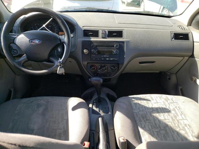 Photo 8 from auction – 2005 FORD FOCUS ZX4 with VIN 1FAFP34N85W211373