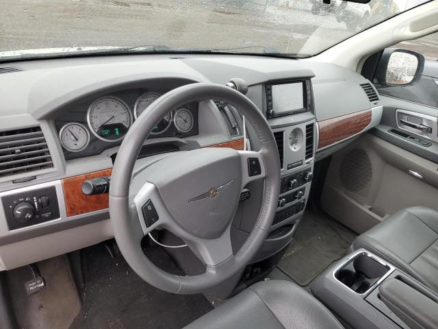 Photo 8 from auction – 2009 CHRYSLER TOWN & COU with VIN 2A8HR54119R548254
