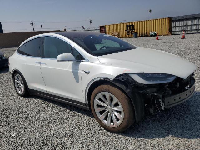 Photo 4 from auction – 2017 TESLA MODEL X with VIN 5YJXCDE24HF066247
