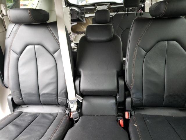 Photo 10 from auction – 2018 CHRYSLER PACIFICA T with VIN 2C4RC1BG5JR294954