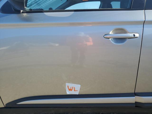 Photo 13 from auction – 2018 MITSUBISHI OUTLANDER with VIN JA4AD2A3XJZ058461