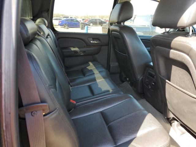 Photo 11 from auction – 2013 CHEVROLET AVALANCHE with VIN 3GNTKFE74DG249345
