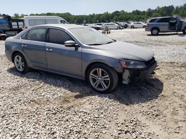 Photo 4 from auction – 2015 VOLKSWAGEN PASSAT SE with VIN 1VWBV7A36FC034895