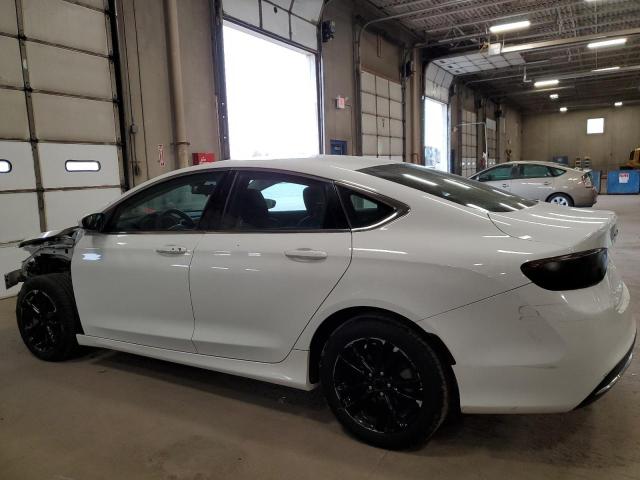Photo 2 from auction – 2015 CHRYSLER 200 LIMITE with VIN 1C3CCCAB1FN611211