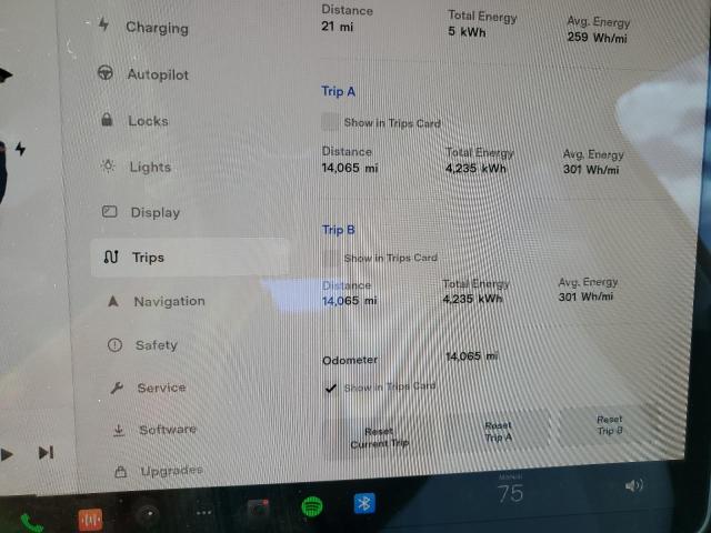 Zdjęcie 9 z aukcji – 2022 TESLA MODEL Y z VIN 7SAYGDEF0NF380746