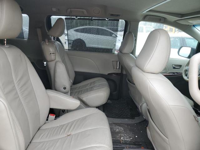 Photo 11 from auction – 2011 TOYOTA SIENNA XLE with VIN 5TDYK3DC7BS039221