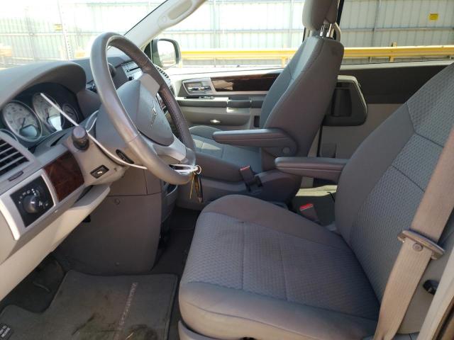 Photo 7 from auction – 2010 CHRYSLER TOWN & COU with VIN 2A4RR5D14AR494989